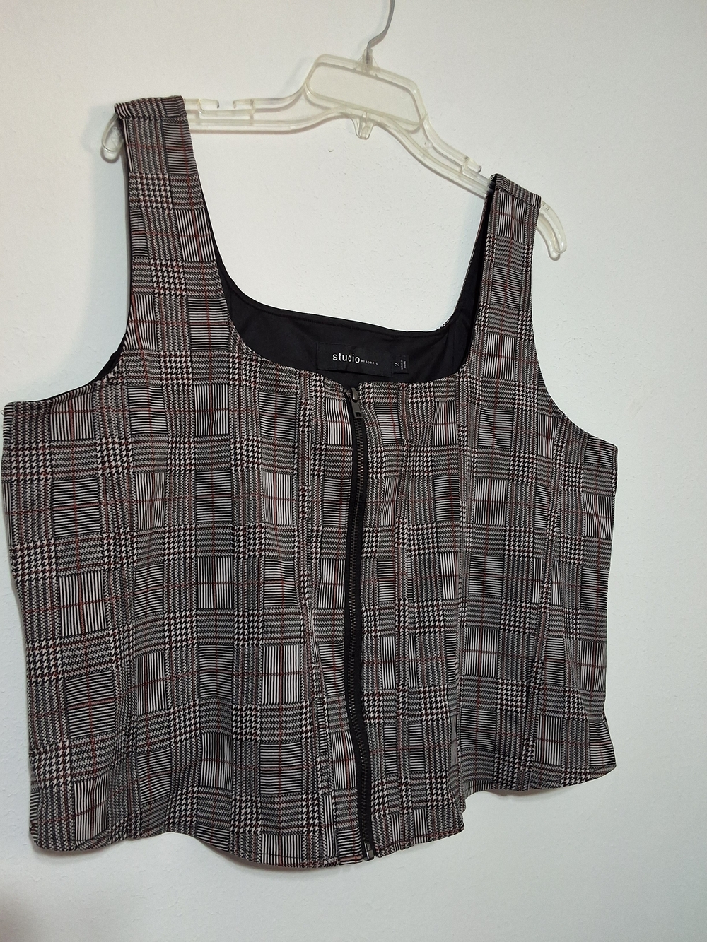 torrid Plaid Zip-Front Cropped Tank Top - Black & Brown